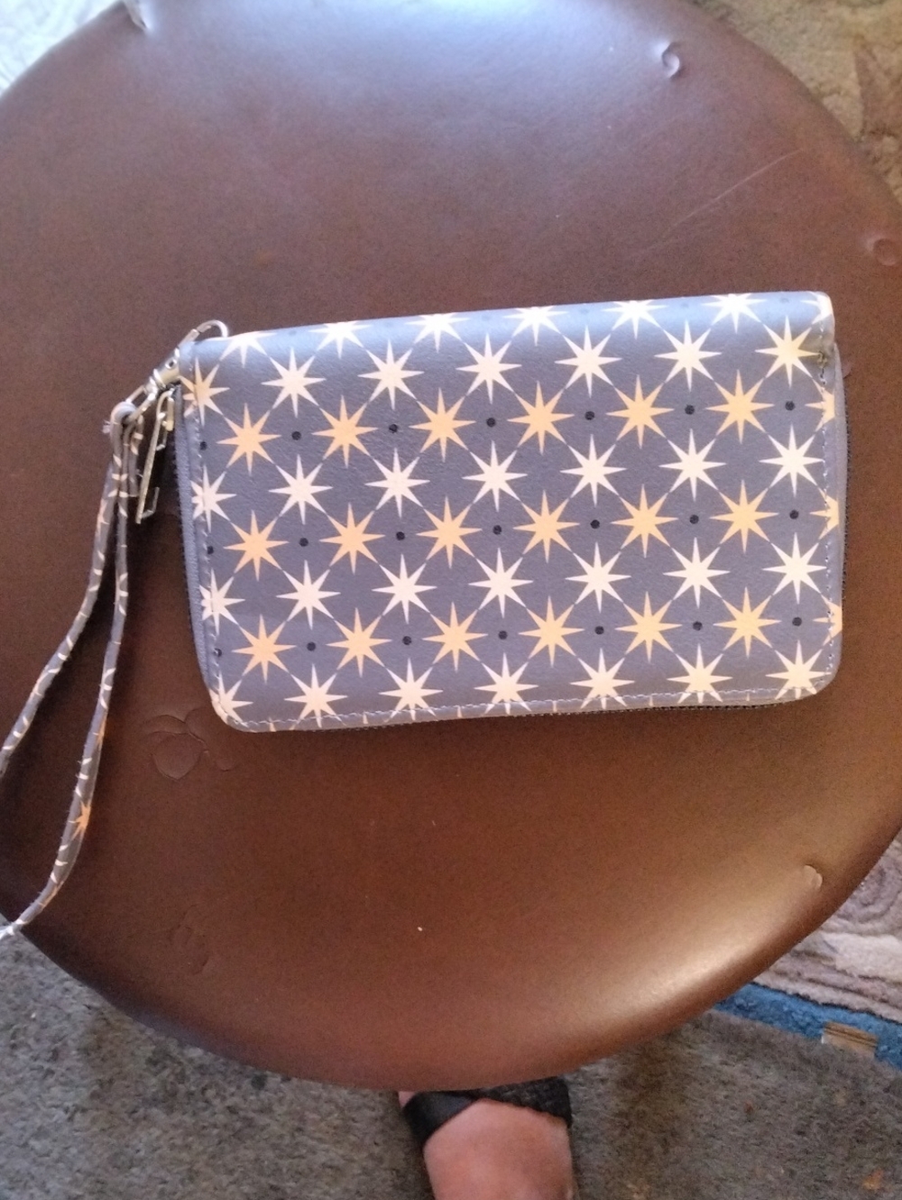 Star Pattern Wristlet Wallet - Gray and Gold